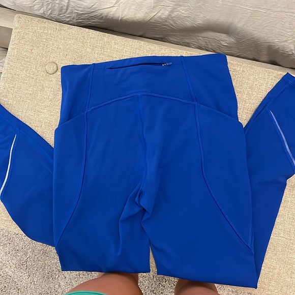 Lululemon Fast and Free High-Rise Legging - Picture 4 of 5